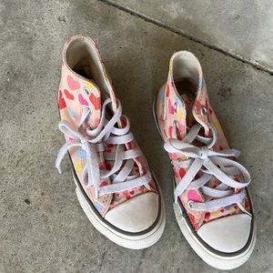 Kids high top heart converse
